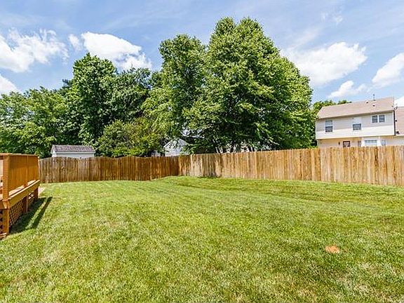 4th image of 1206 Brushwood Ave