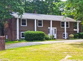 21536 S Essex Dr, Lexington Park, MD 20653