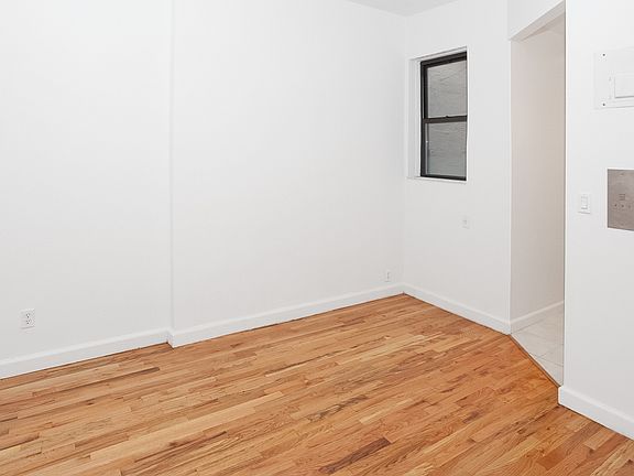 4th image of 216 E 83rd St #4FE