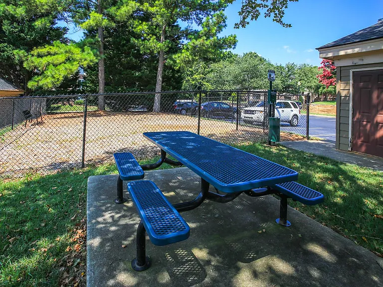 Northlake Apartments — Photo 24