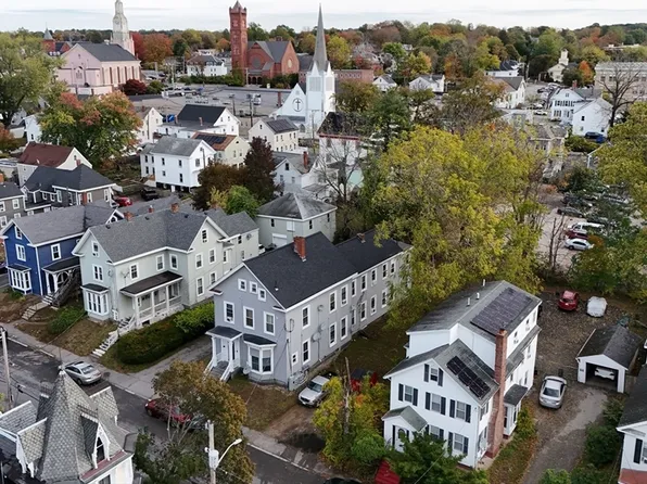 17 Vine St, Haverhill, MA 01830