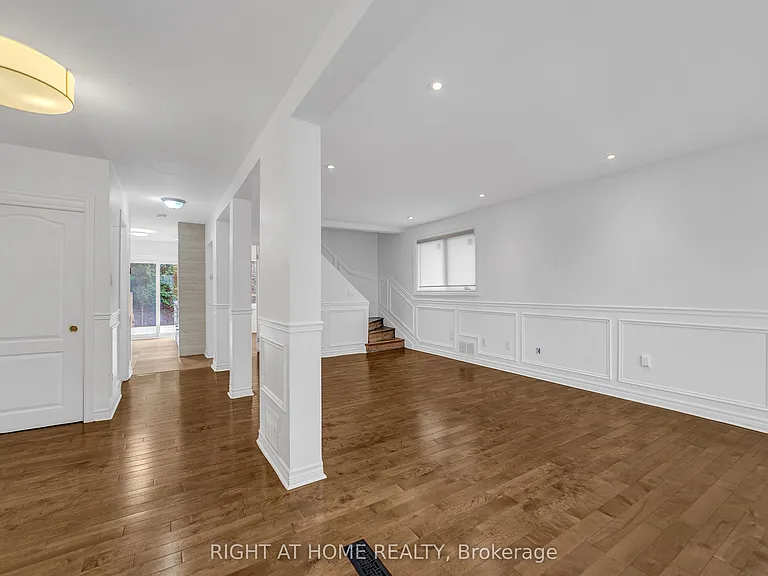 41 Monarchdale Ave — Photo 11