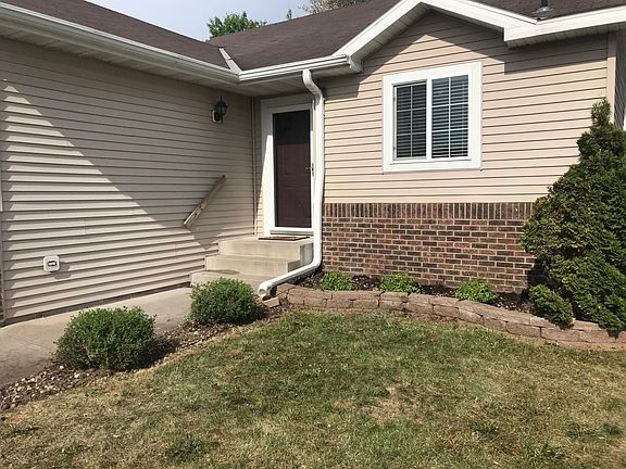 2nd image of 1204 Knickerbocker Ct