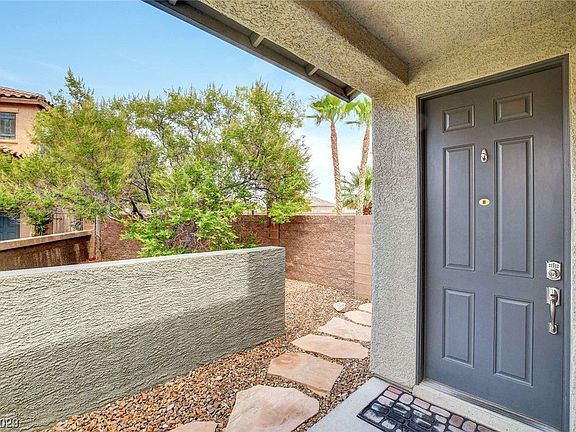 4th image of 11605 Grotta Azzurra Ave