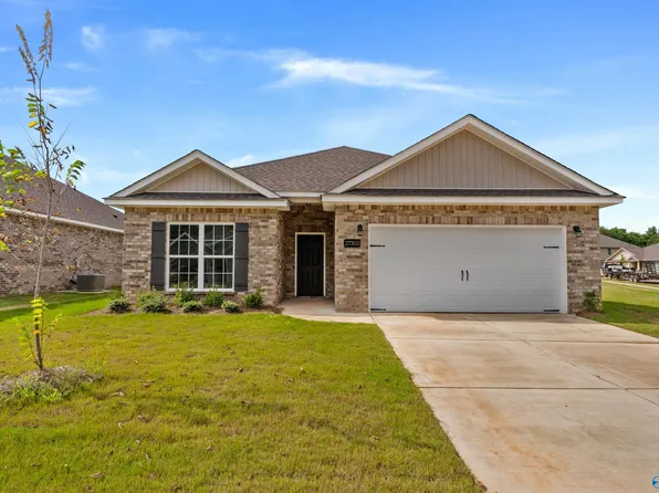 27303 McKenna Dr, Athens, AL 35613