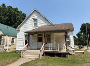 758 S Delaware Ave, Springfield, MO 65802
