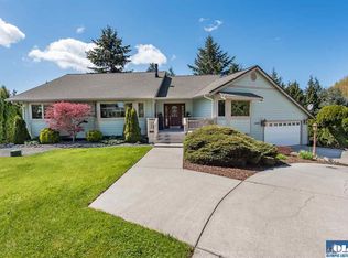 6180 Woodcock Rd, Sequim, WA 98382