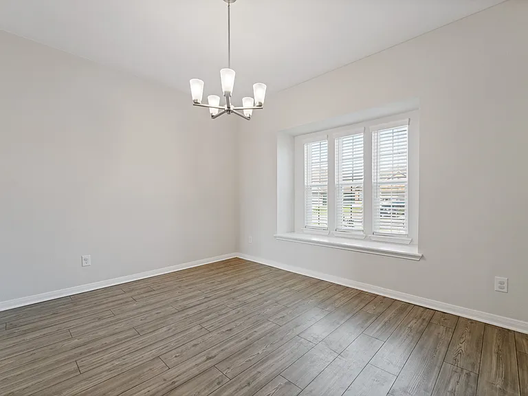 1834 Horatio St — Photo 10
