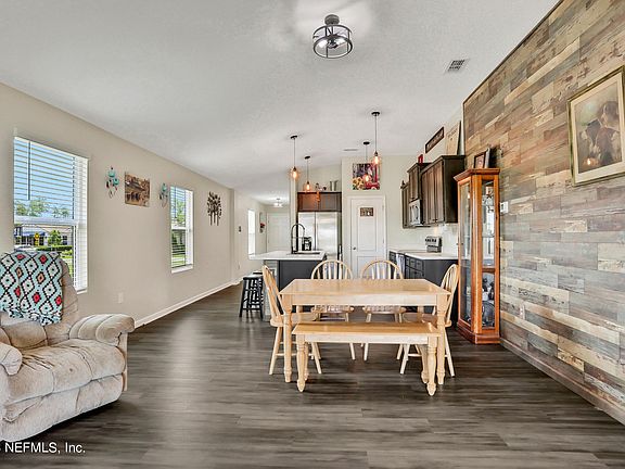 3rd image of 2832 BUCK CREEK Place