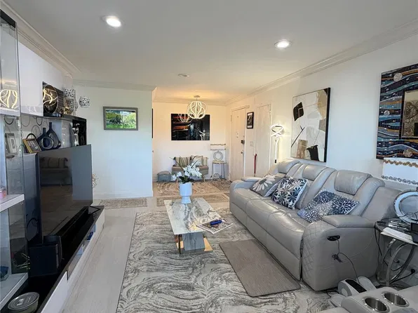 89-35 155th Avenue #5C, Howard Beach, NY 11414