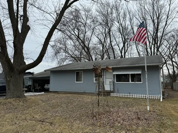 169 Saratoga Ct, South Elgin, IL 60177