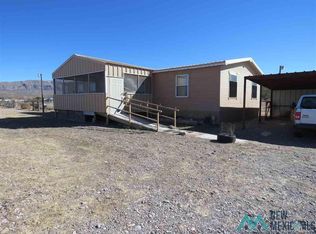 102 Palomas Ct, Elephant Butte, NM 87935