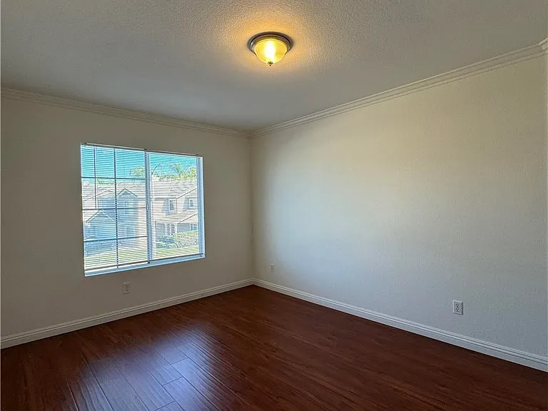 16318 Star Crest Dr — Photo 13