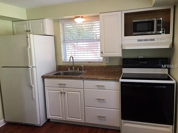 3rd image of 1336 Tioga Ave Unit 2