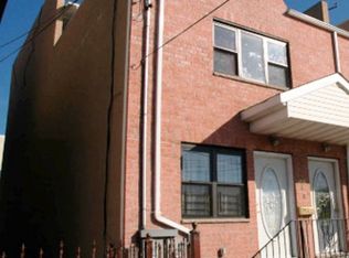 208 Beach 32nd St #A, Far Rockaway, NY 11691