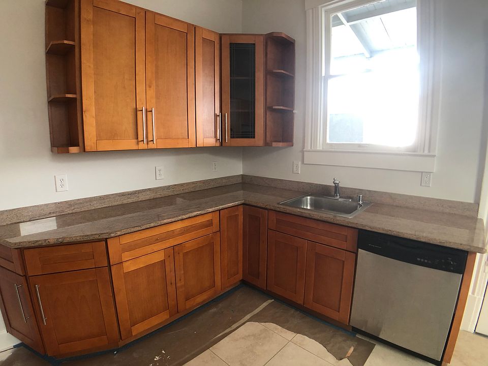 1st image of 215 Guerrero St APT 6