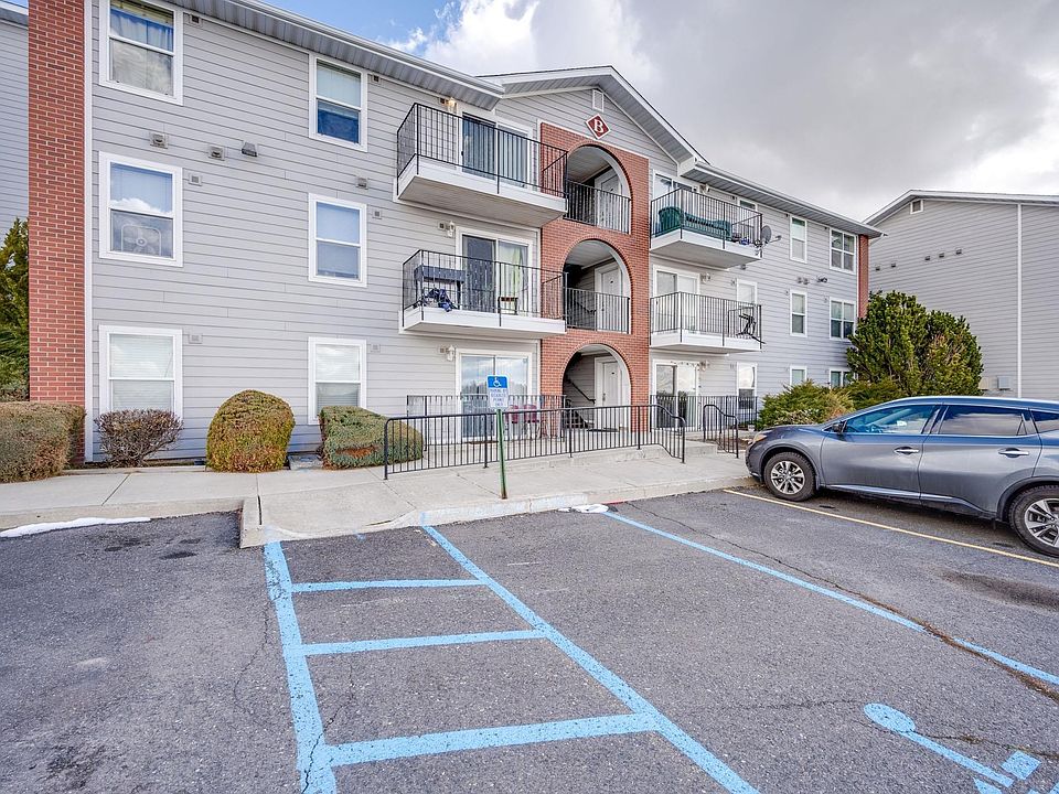 1st image of 1645 NE Merman Dr APT B101