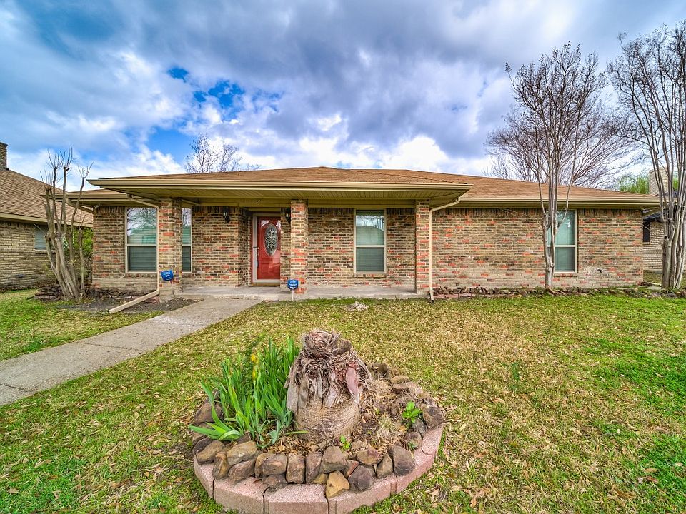 1st image of 1021 Goldenrod Dr