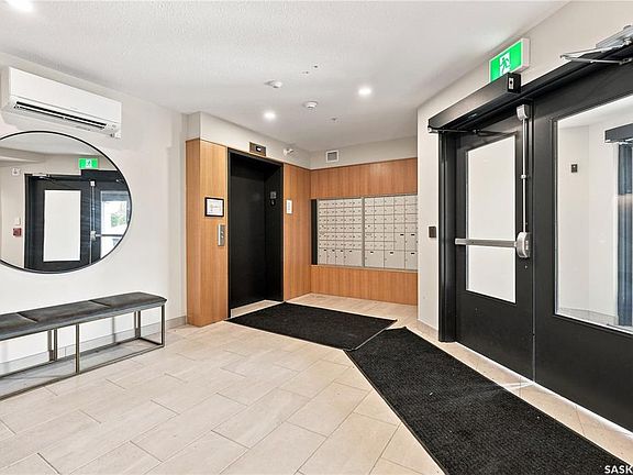 3rd image of UNIT 216-3589 Evans COURT