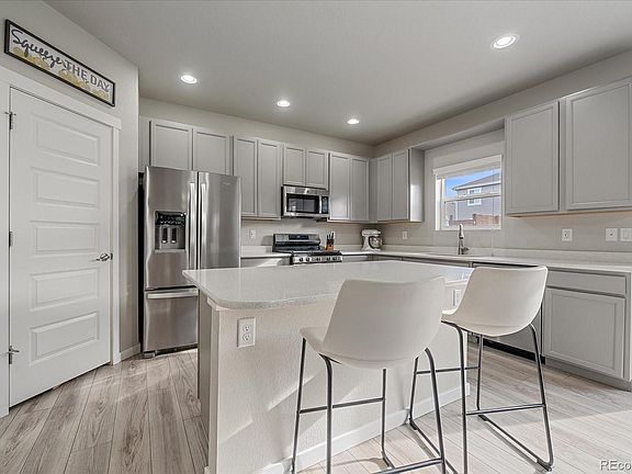 3rd image of 14670 Longhorn Drive