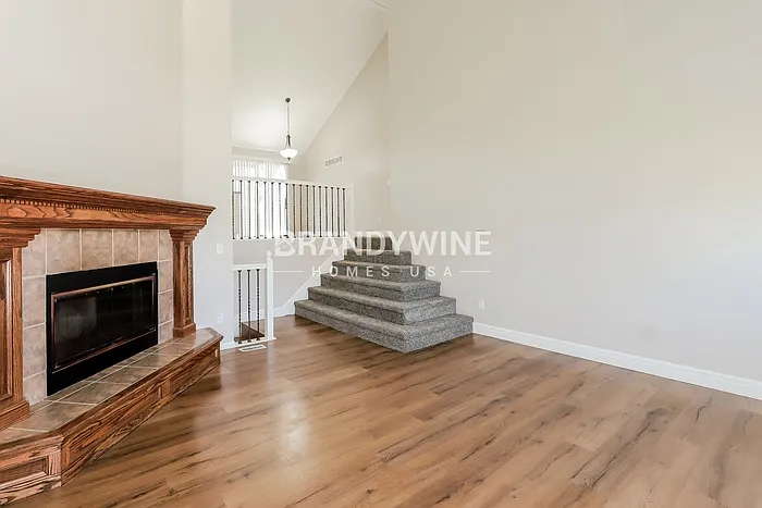 303 Amesbury Dr — Photo 5