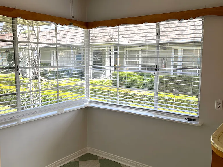 350 W Lemon Ave — Photo 9