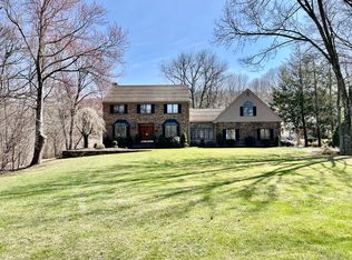 7 Doe Meadow Ct, Southington, CT 06489