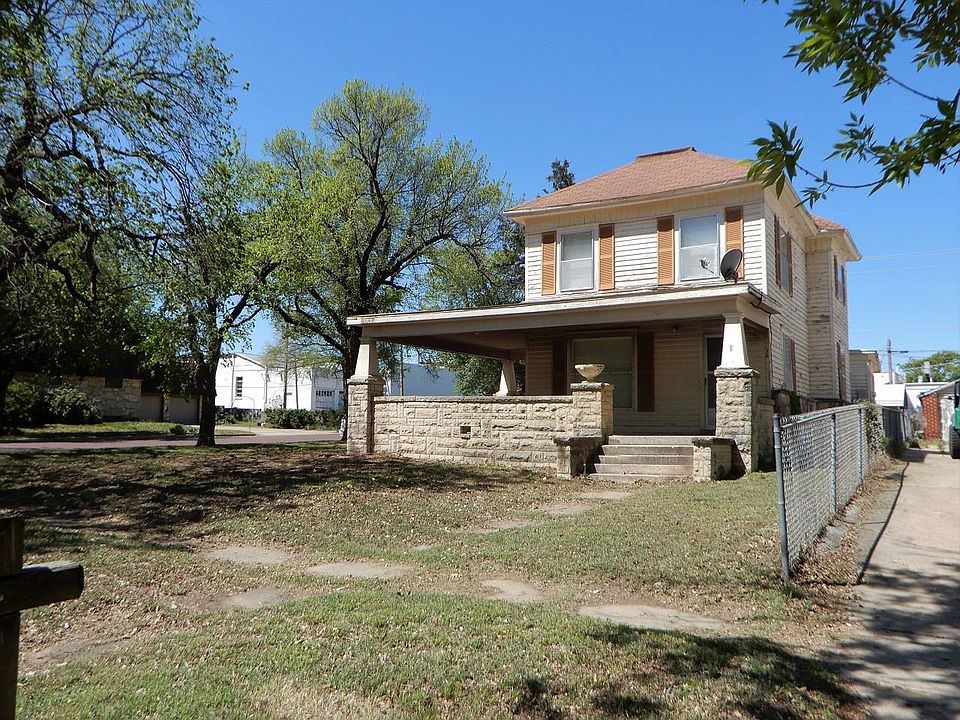 301 N A St, Arkansas City, KS 67005 Zillow