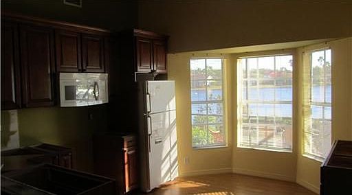 2nd image of 1484 Garden Rd