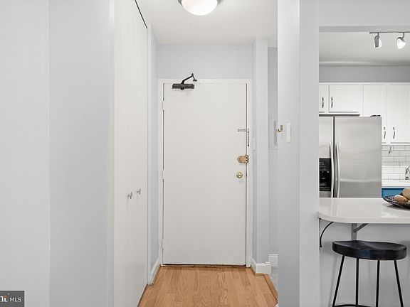 5th image of 1260 21st St NW APT 107