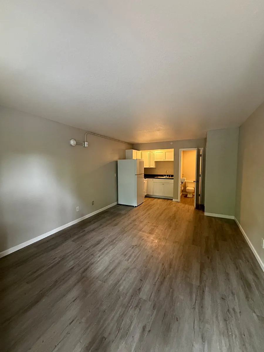 Building Photo - 2825 Green Mountain Dr #107