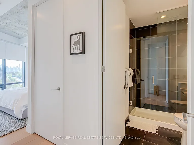 383 Sorauren Ave #Penthouse 09 — Photo 22