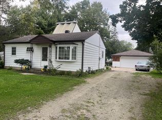 1224 E Alan ROAD, Oak Creek, WI 53154