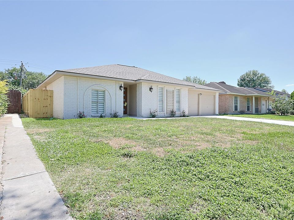 1st image of 11219 Newbrook Dr