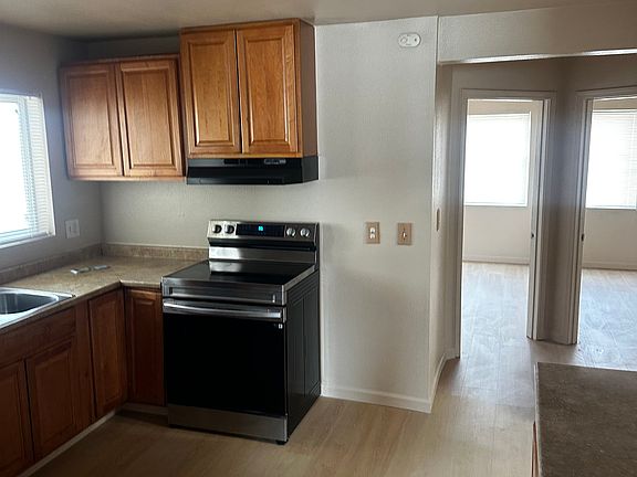 5th image of 15504 4th St #A