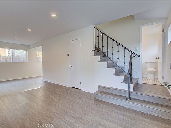 3rd image of 24415 Ward St