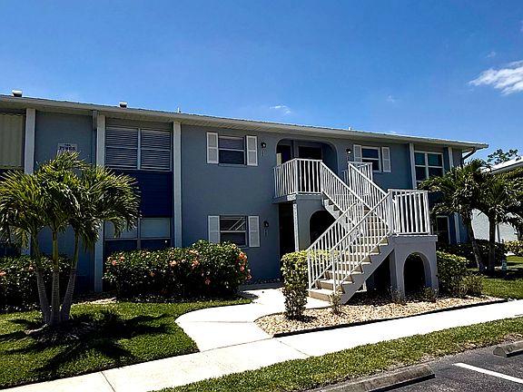 2nd image of 25050 Sandhill Blvd APT 4B3