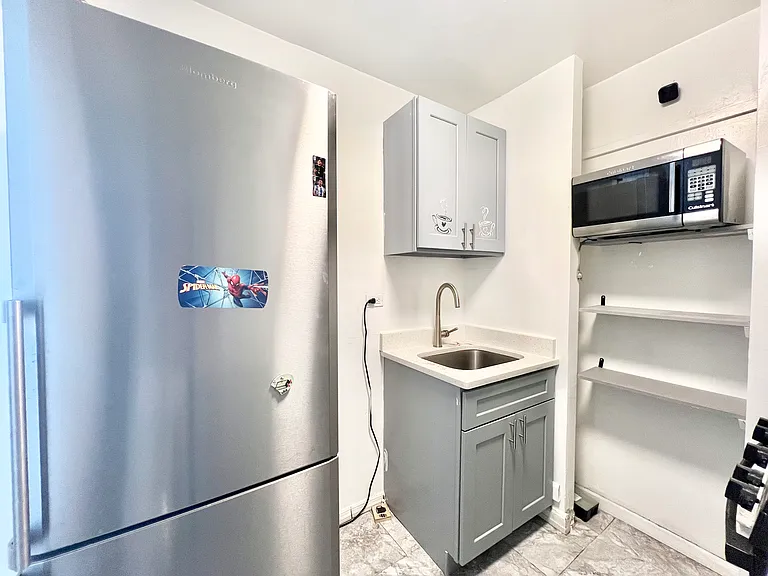 483A Ocean Pkwy #6C — Photo 9