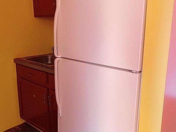 3rd image of 1271 Hoe Ave Floor 3