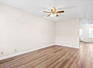 2303 Raleigh Ct APT 2, Clarksville, TN 37043