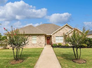 1126 Heights Rd, Benton, AR 72019