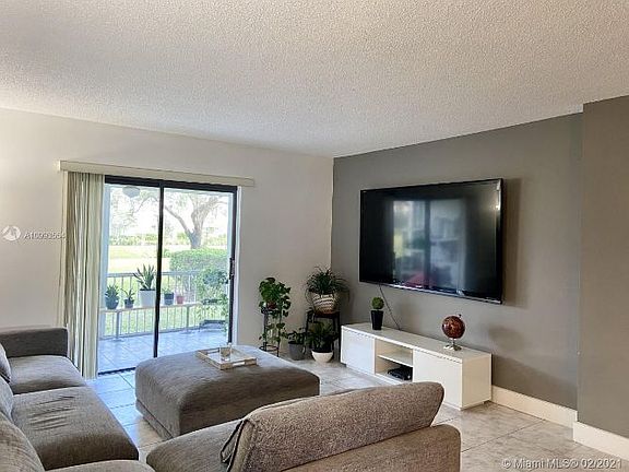 2nd image of 3575 Broken Woods Dr #105