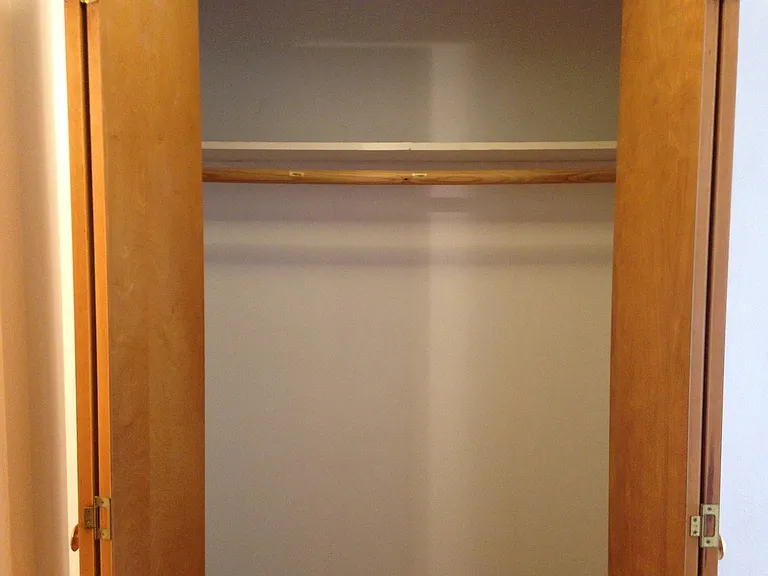 500 E Riverside Dr #211 — Photo 19