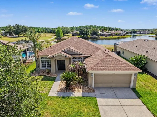 5746 Riva Ridge Dr, Zephyrhills, FL 33544