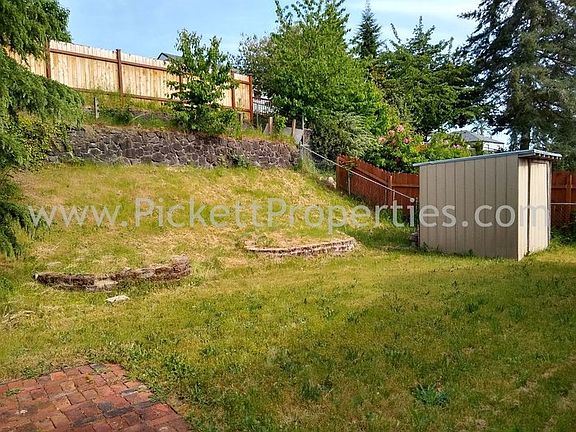 4th image of 1306 Poindexter Ave