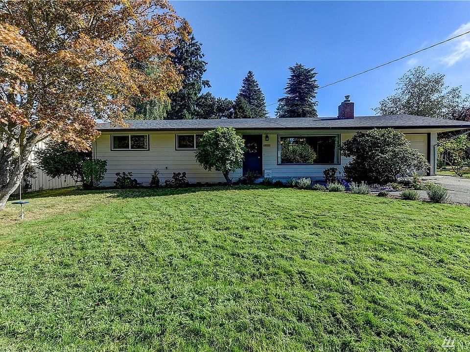 1st image of 4911 Vista Pl