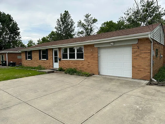 8653 Butler Warren County Line Rd — Photo 5