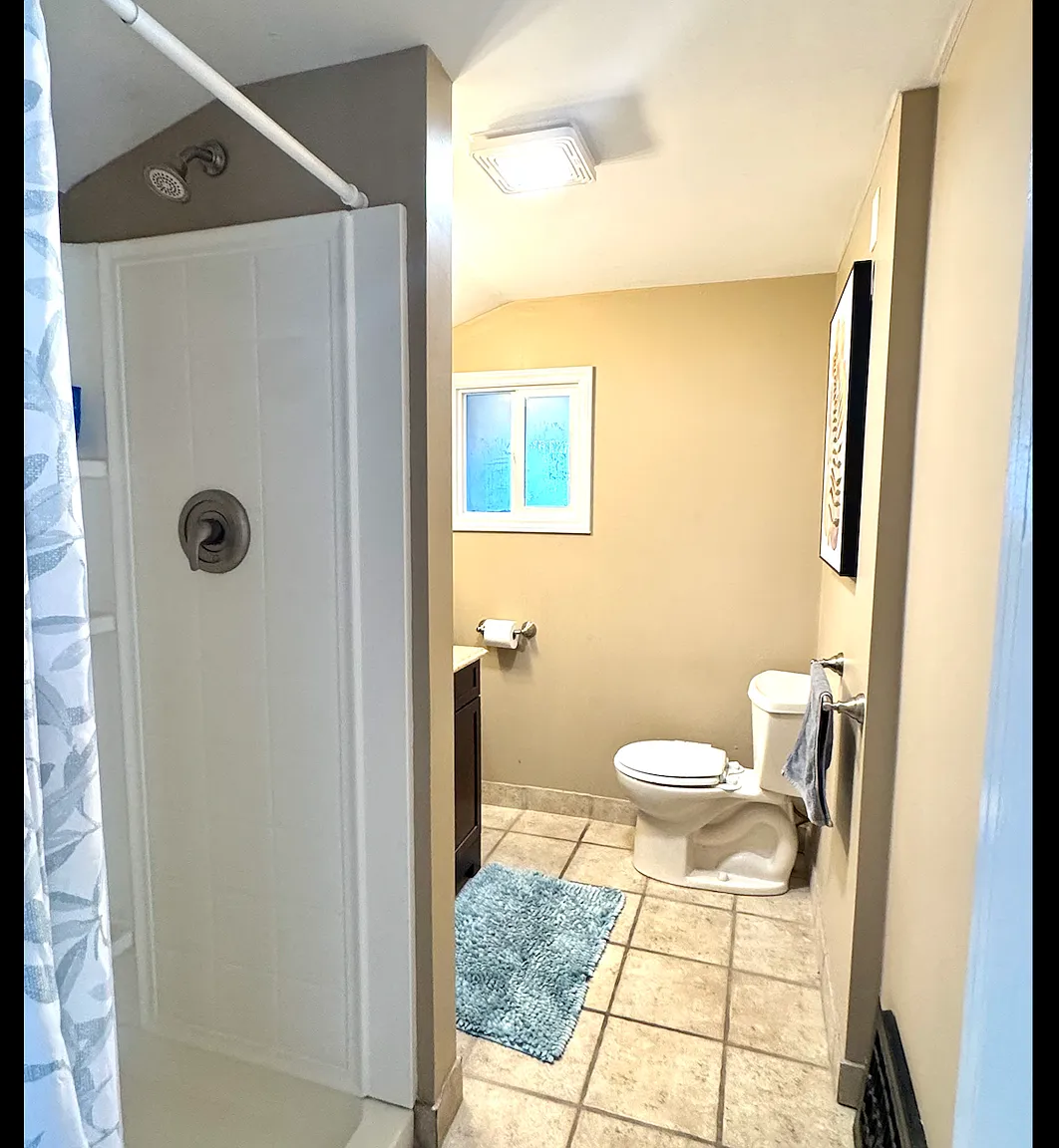 3 bed, 1622 sqft, $1,000 — Photo 3