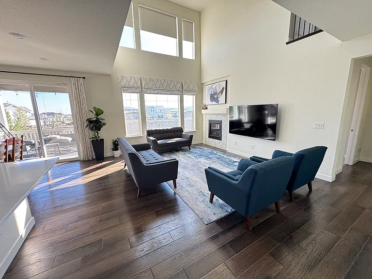 Living Area/Family Room with vaulted ceilings
