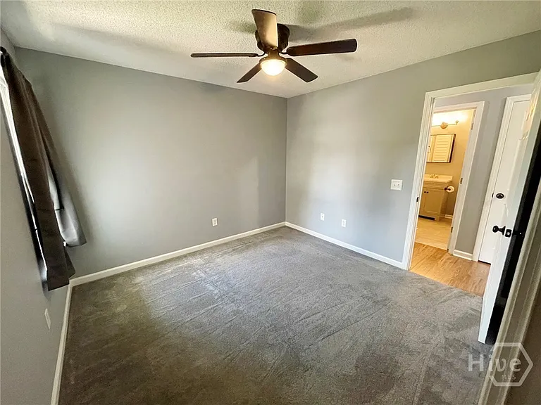119 Mustang Dr — Photo 30